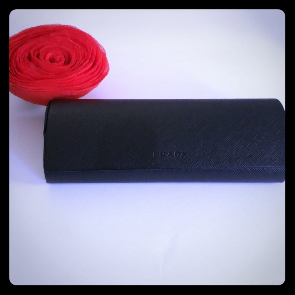 Prada glasses case and cloth